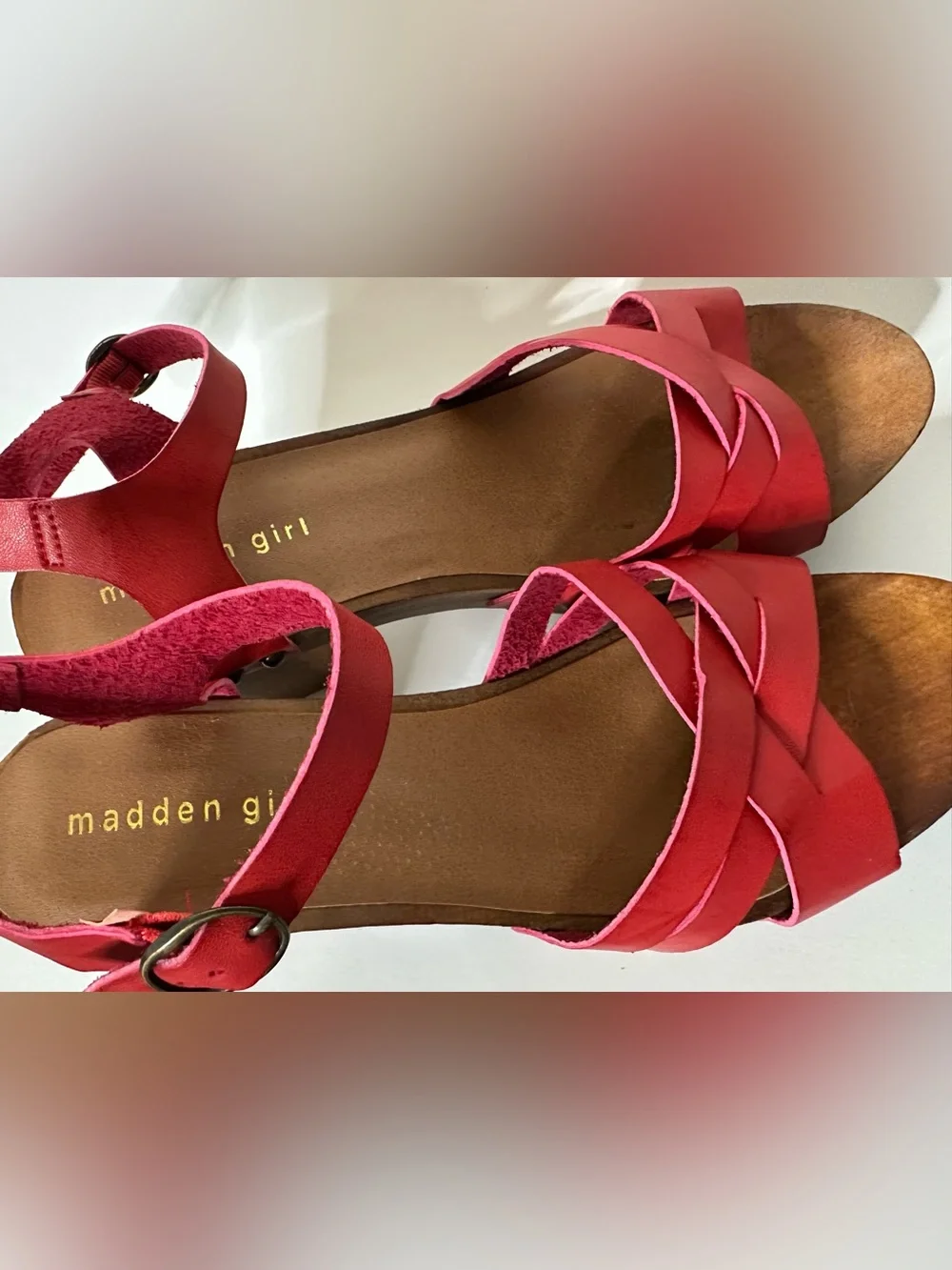 Madden Girl Women's 10  Red Platform Block Cognac Heel Sandals Roosey Shoe